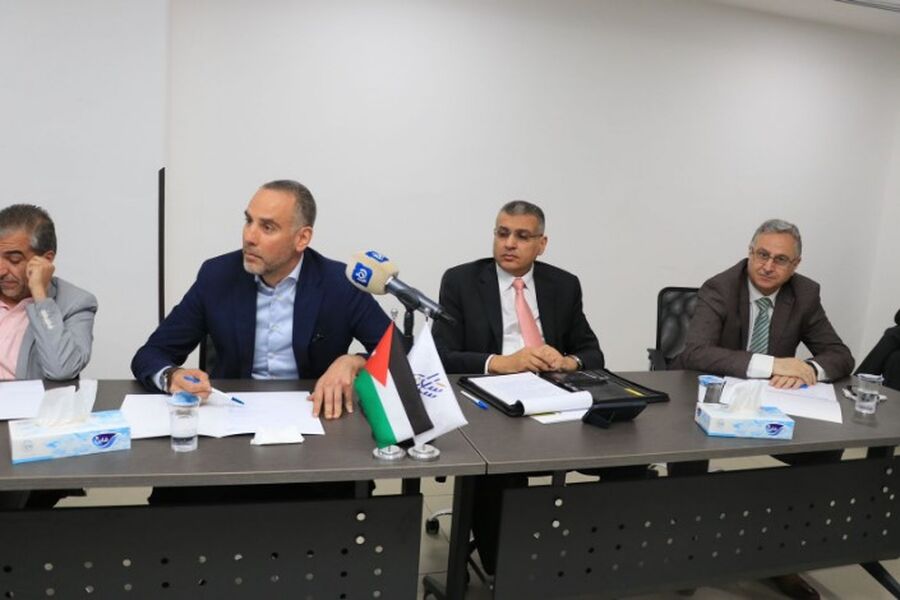 اقتصاديون: المديونية وصلت إلى مستويات حرجة