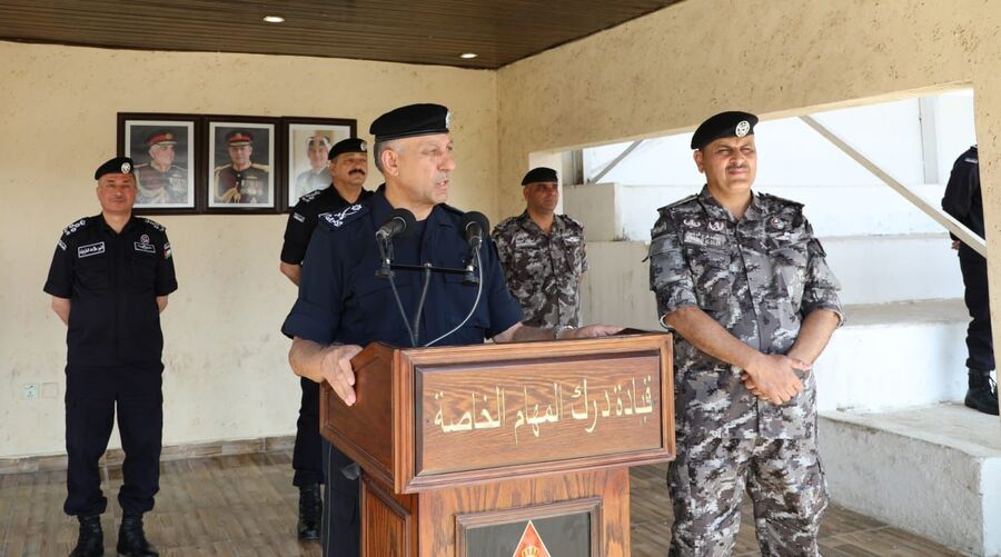 اللواء المعايطة يزور قيادة درك المهام