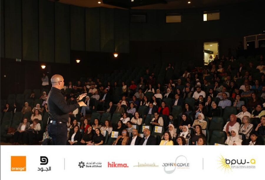 أورنج ترعى فعالية التفكير التصميمي مع