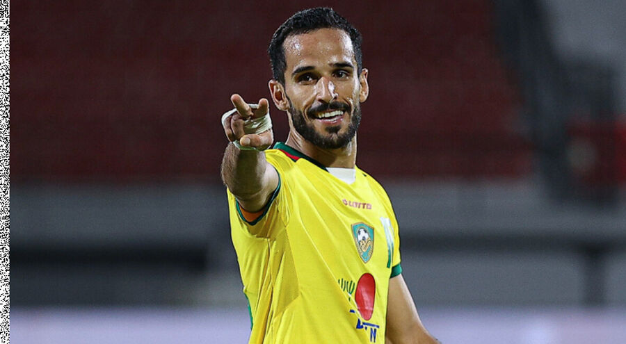 الحسين يتعاقد مع نجم النشامى محمود