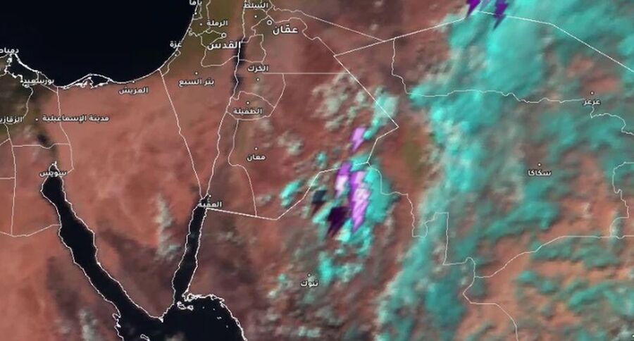 تكاثر للسحب الركامية على أجزاء من