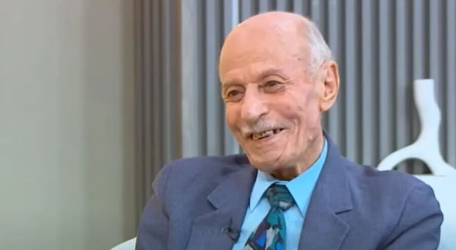 ناصر جودة ينعى الاعلامي غالب الحديدي..