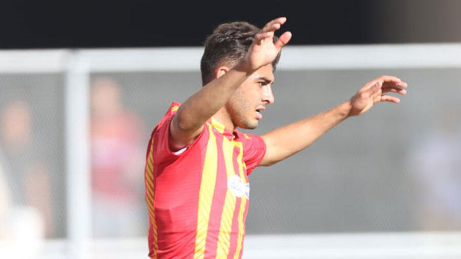 بالفيديو .. شرارة يسجل هدفا عالميا