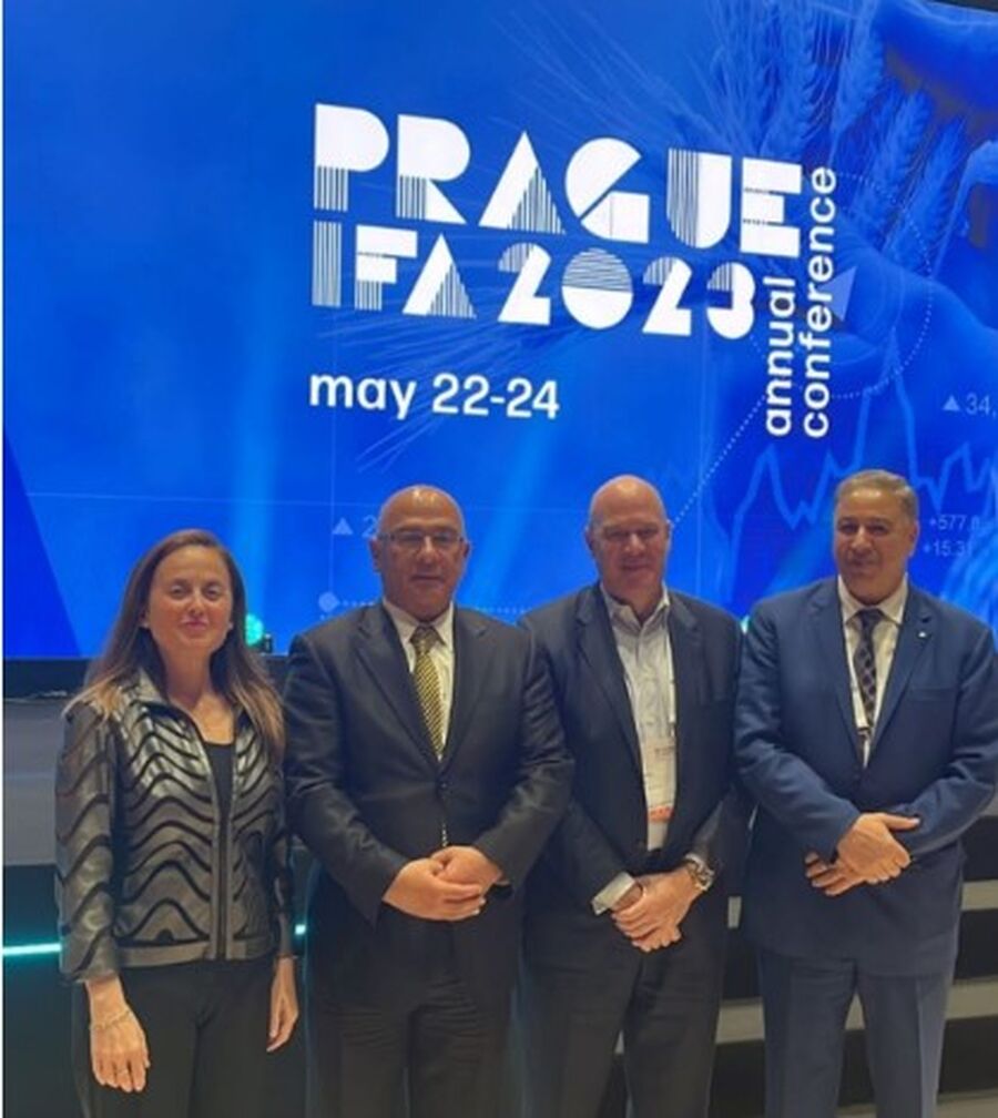 انتخاب الدكتور معن النسور عضوا في