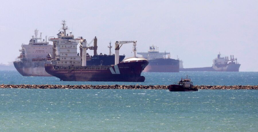 هيئة قناة السويس تنجح في تعويم