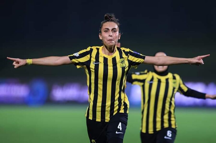 المجالي تنضم لسيدات الأهلي السعودي