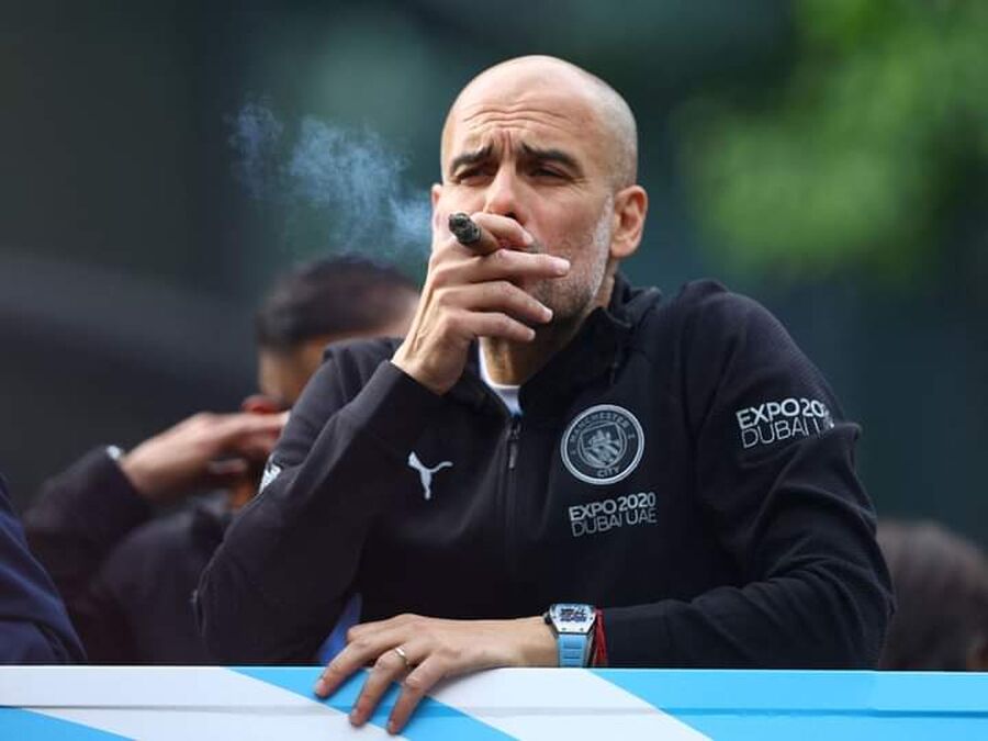 جوارديولا: نستعد لليونايتد بلعب الجولف.. والثلاثية