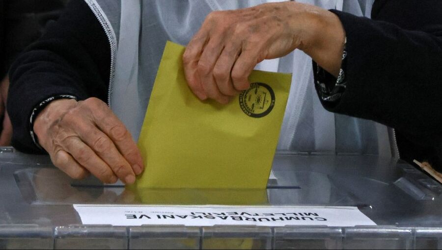 بدء التصويت في جولة الإعادة للانتخابات