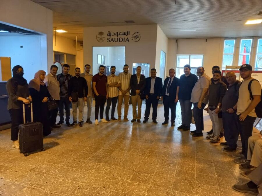 الأردن يجلي 14 فلسطينيا من بورتسودان