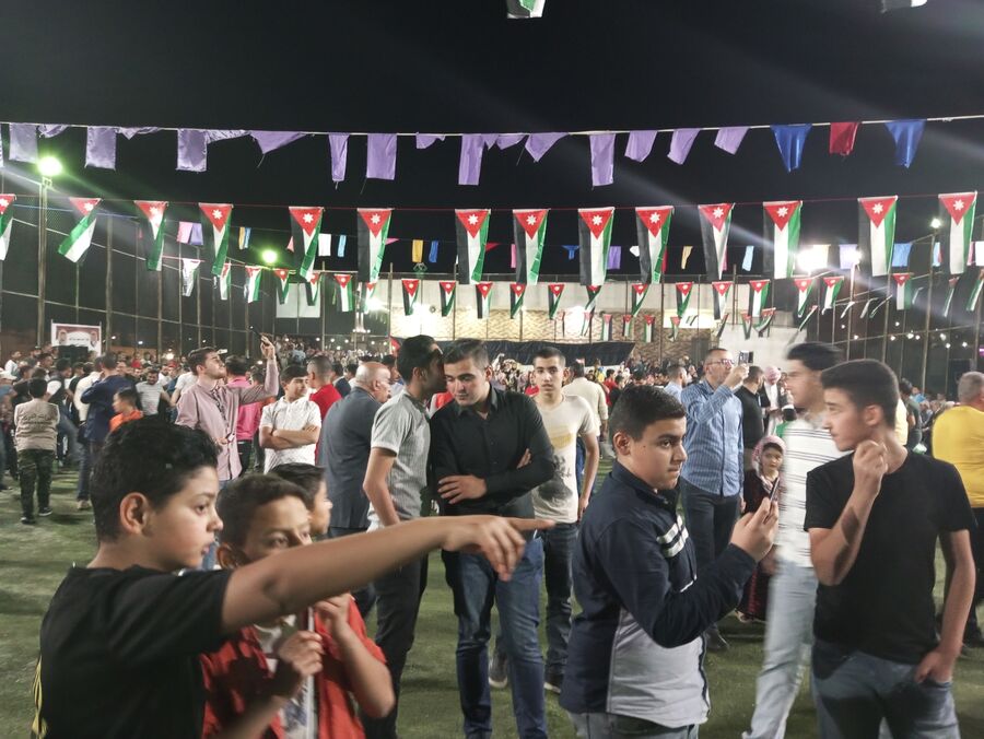 جرش:عشائر المقابله تحتفل بزفاف ولي العهد