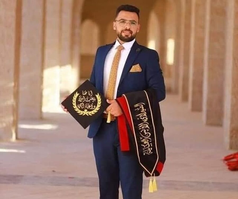 الصيدلاني أنس العكايلة.. مبارك