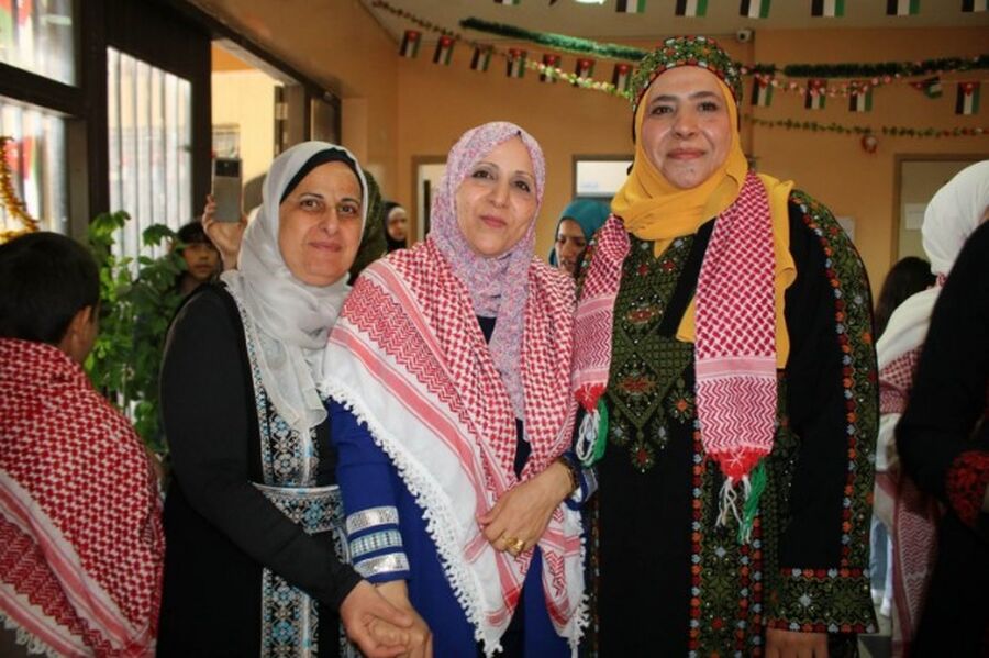 عجلون.. مدرسة حطين تحتفل بقرب زفاف