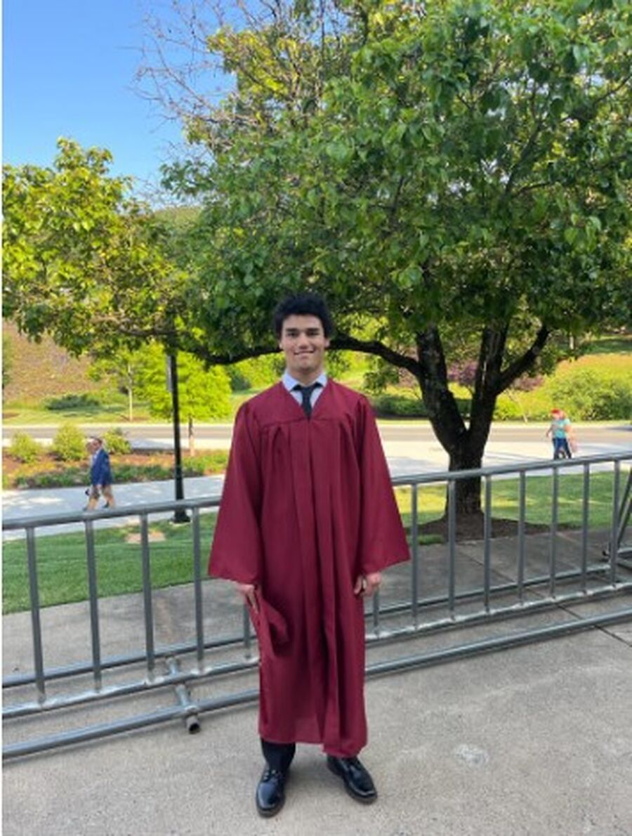 نورس المبيضين.. مبارك