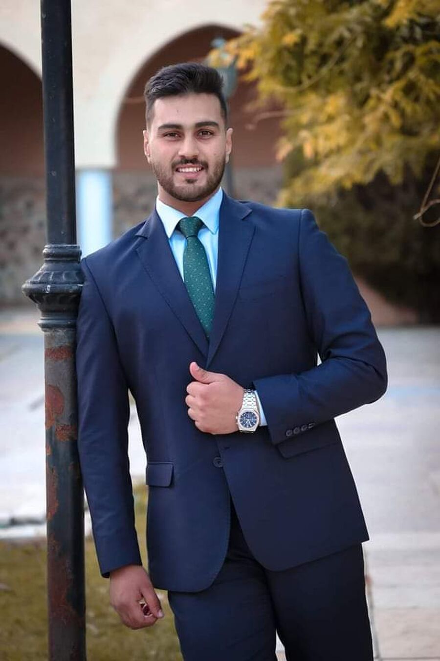 عبدالله عطا السعيدان.. مبارك البكالوريوس