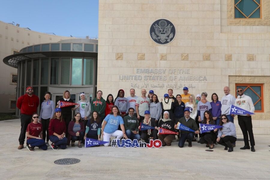من السفارة الامريكية للطلبة الأردنيين: نحن