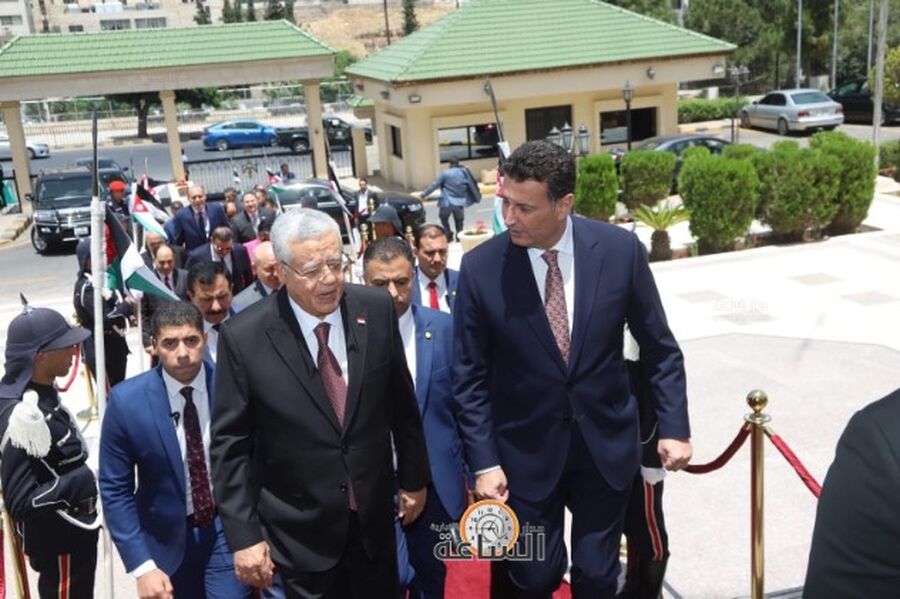 الصفدي يبحث مع جبالي العلاقات الأردنية