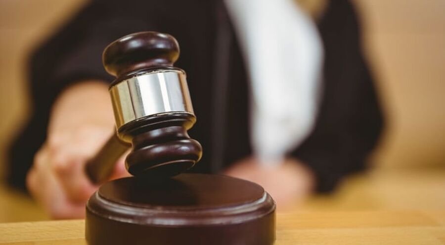 الحبس لسيدة جرت رجلا كـالكلاب في