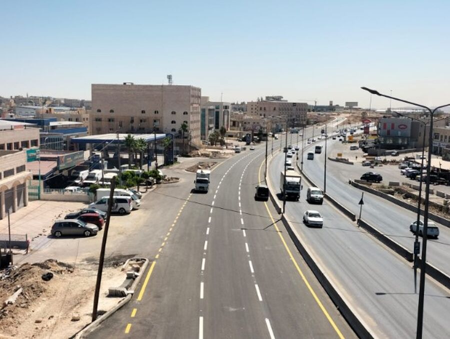 تحويلات جديدة على طريق عمان -