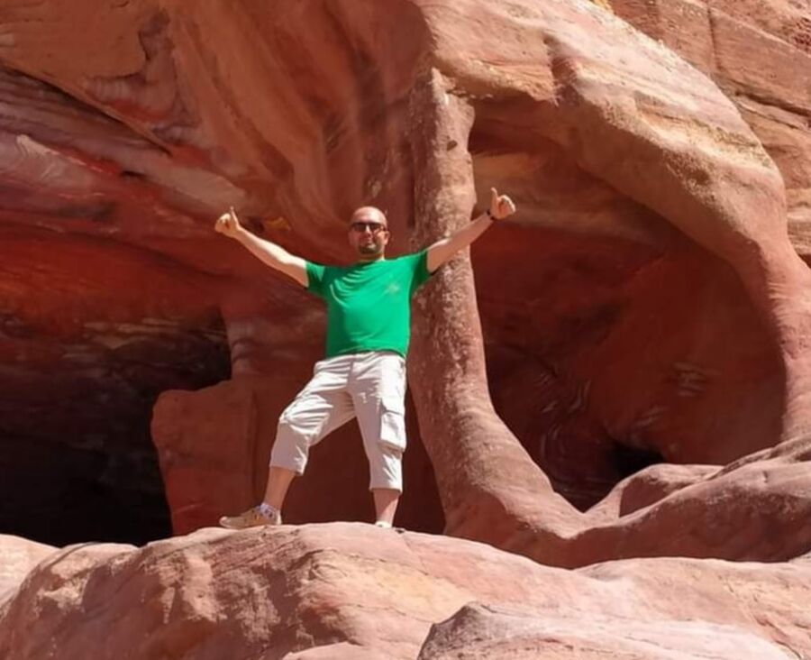 أسامة بيك الشلول.. مبارك الترفيع