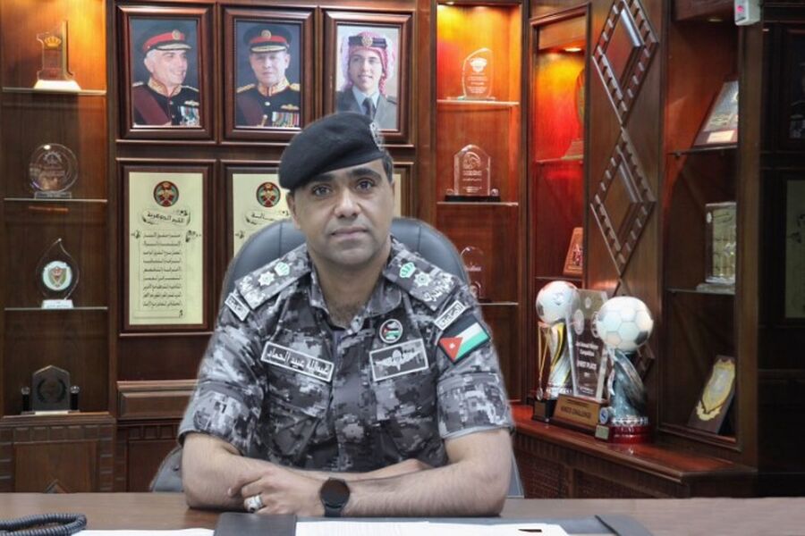 جاسر ربابعة واولاده يهنئون عبدالله الحماد