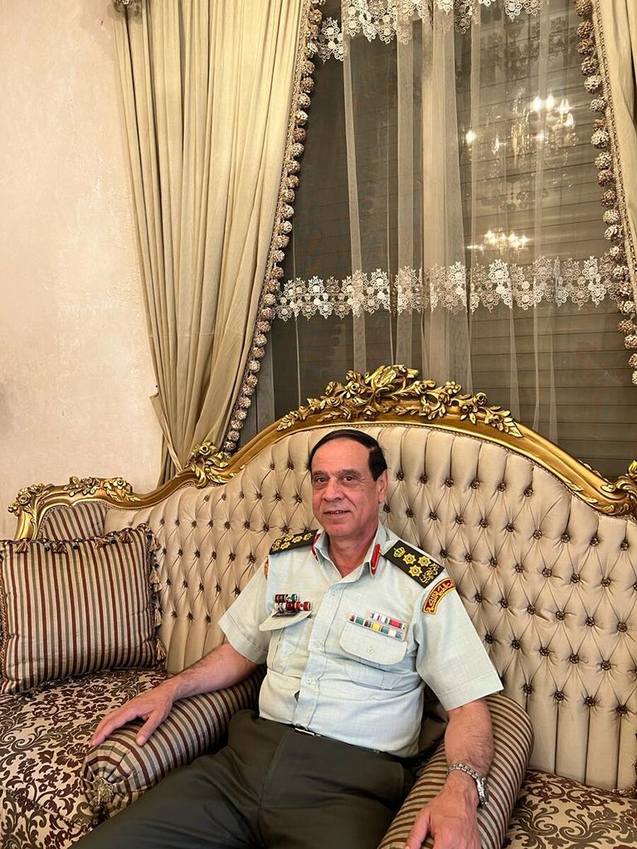 العميد الطبيب عبدالحافظ أبو الغنم بارك