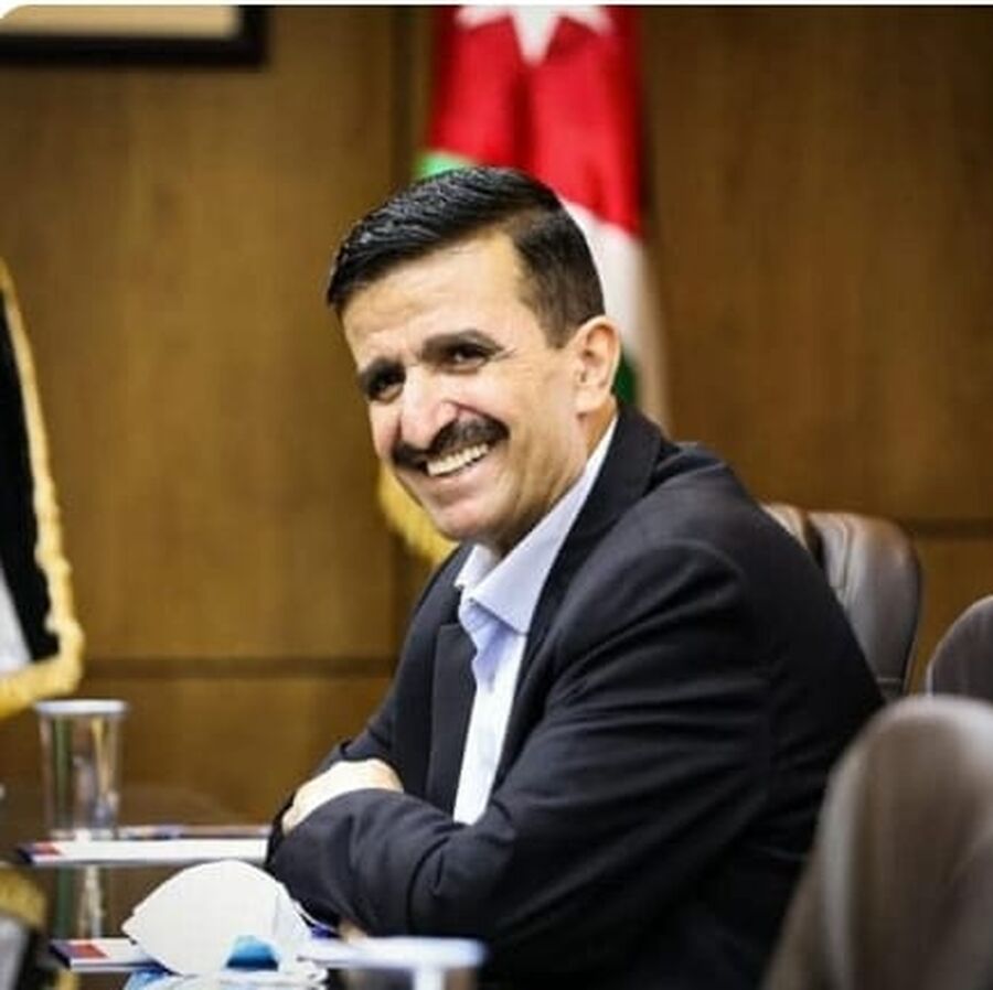 اتحاد الكتاب ينعى الدكتور غسان طنش