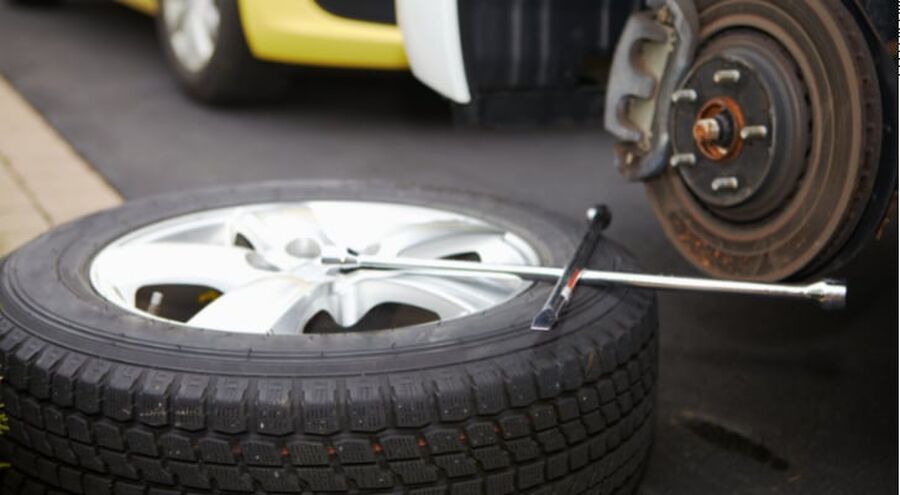 سائقو شاحنات يطالبون بتخفيض الضرائب والرسوم