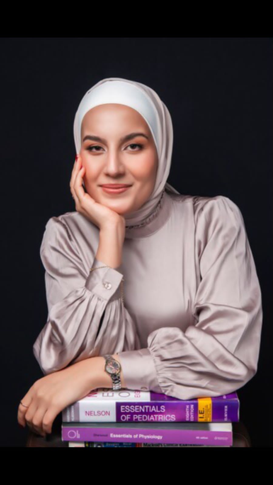 سجى صايل الدغمي.. مبارك الدكتوراه