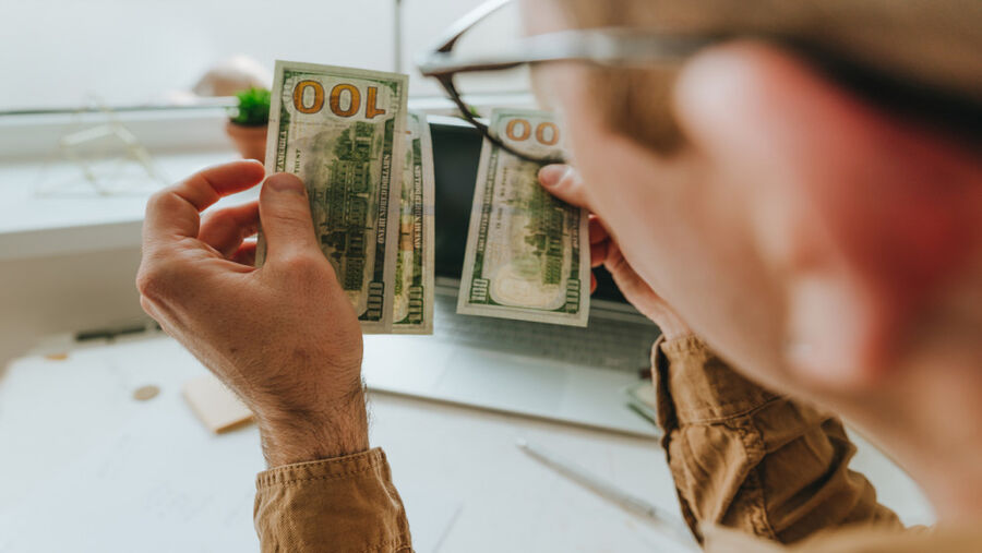 تركيا تضبط مليار دولار مزيفة قبل