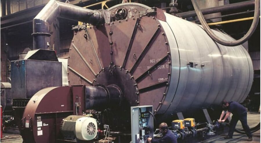 انفجار بويلر داخل مصنع للألبسة في