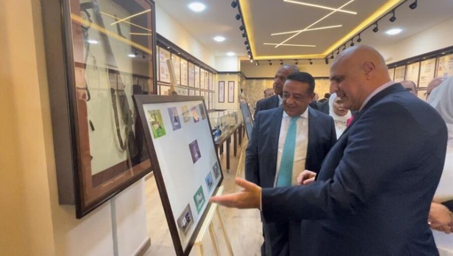 السفارة الأذربيجانية والبريد الأردني يقيمان معرضا