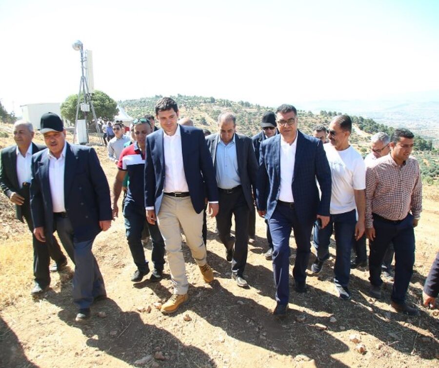 وزير الزراعة يفتتح غابة أورنج في