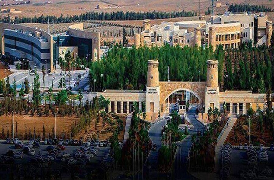 جامعة العلوم والتكنولوجيا تؤجل قروض عامليها