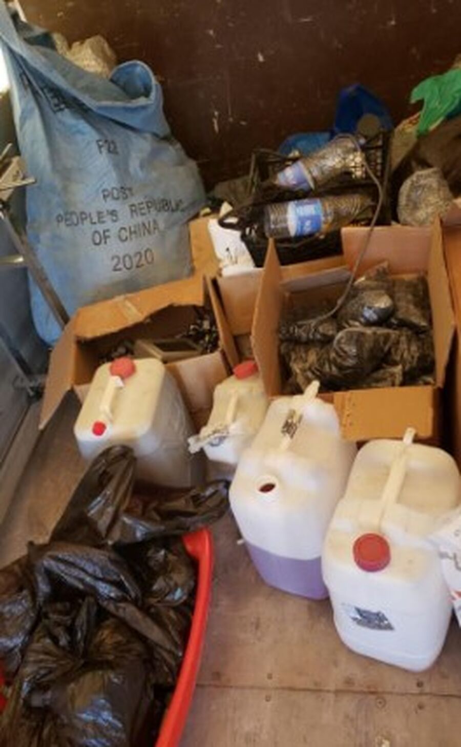 في شمال المملكة.. الجمارك تضبط معملا