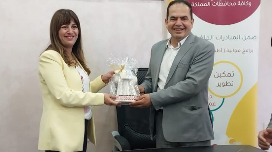 زها الثقافي يوقع اتفاقية مع بلدية