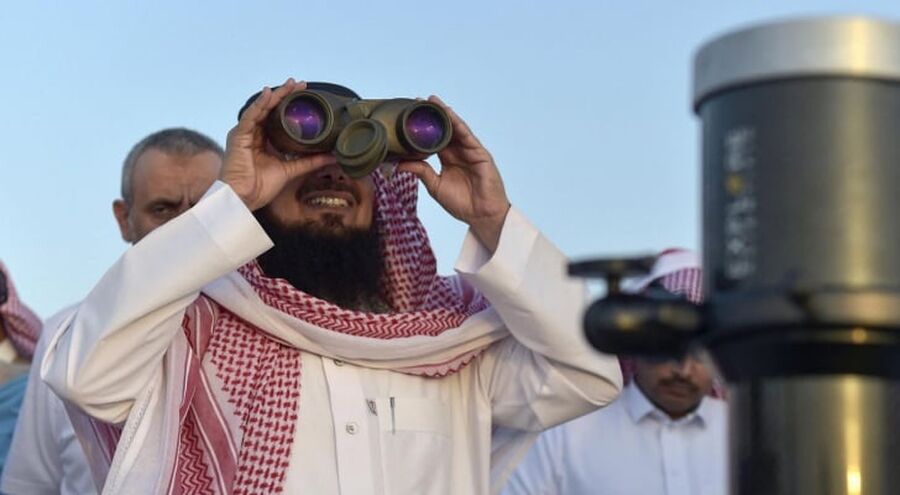 إعلان موعد تحري رؤية هلال شهر