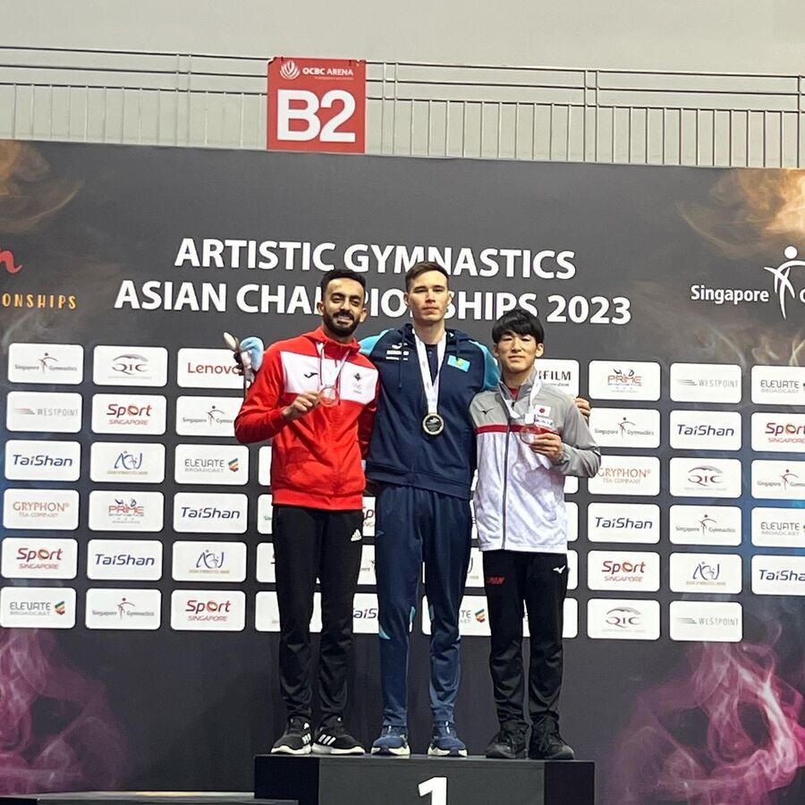 طالب الدراسات العليا في عمان الاهلية