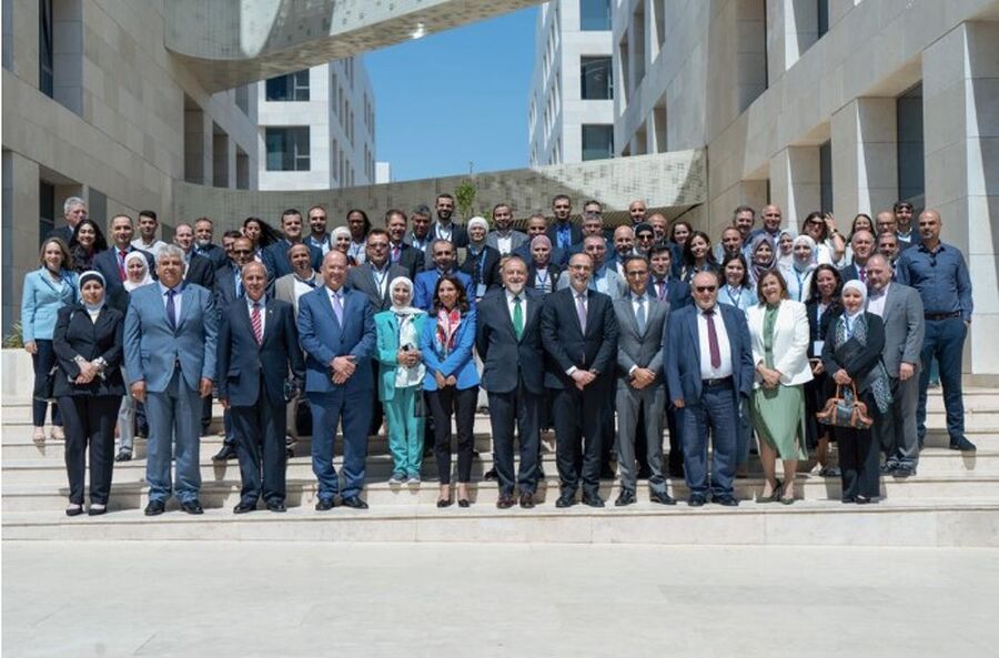 السفير الامريكي في الأردن يطلق مشروع