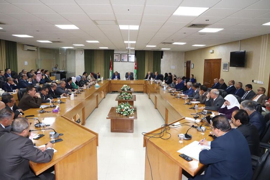 اكثر من 189 الف مشترك سيتقدمون