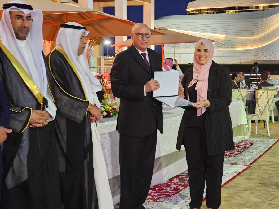 مؤسسة أوراق للتنمية البيئية تحصد جائزة