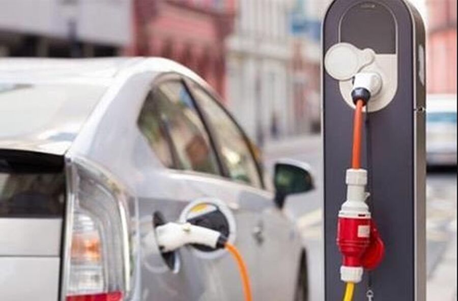 البستنجي يرحّب بقرار مجلس الوزراء بشأن