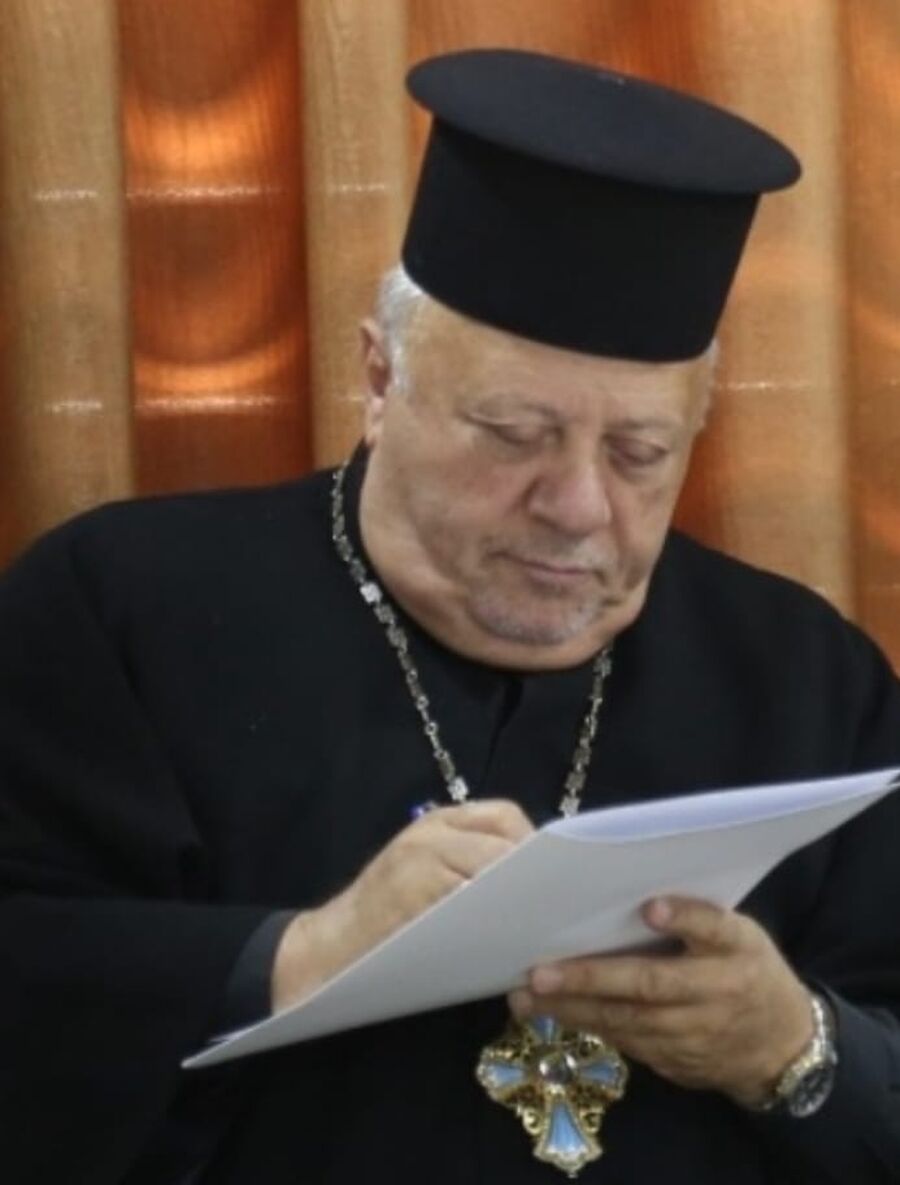 الأب حدّاد يهنئ بالأضحى المبارك