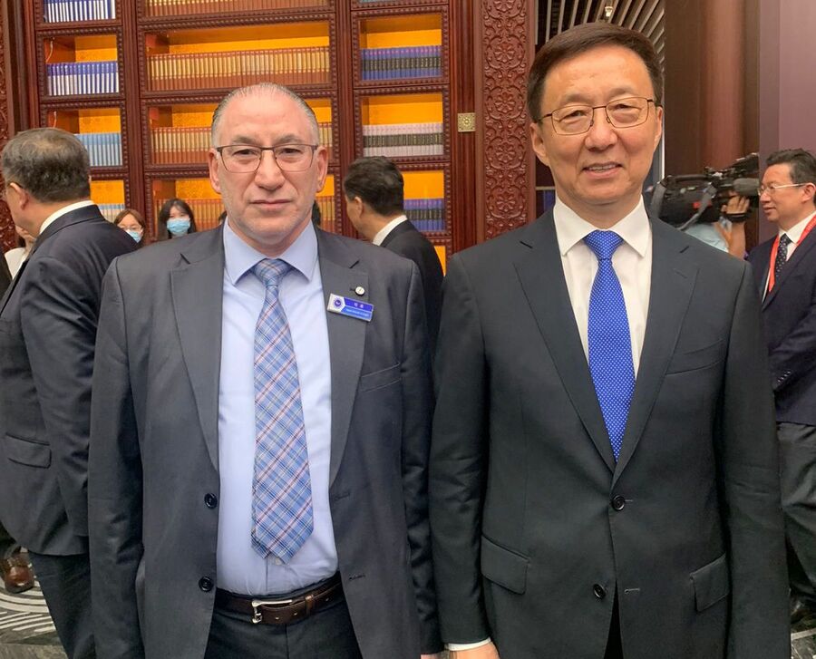 افتتاح المؤتمر الثالث للتعليم المتبادل بين