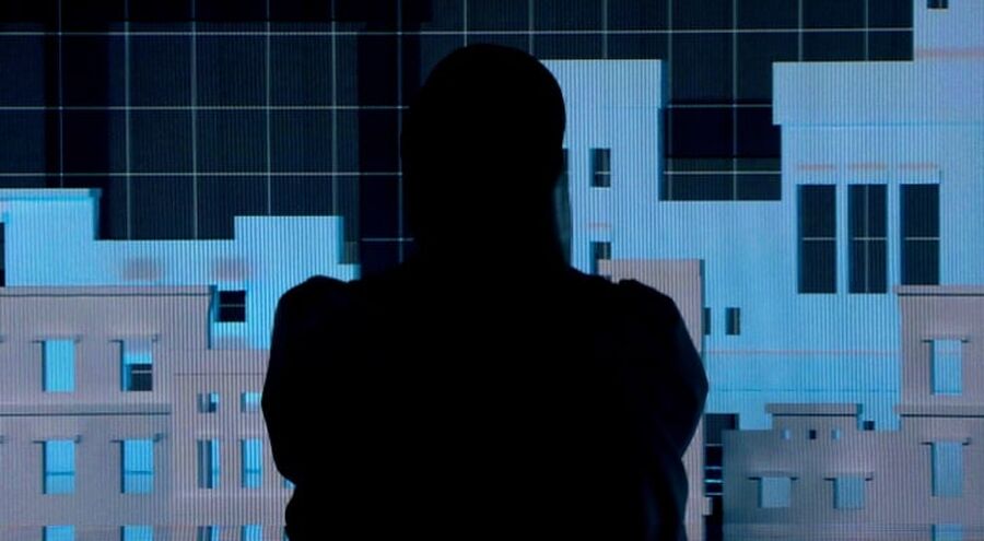 فتاة أردنية تروي تفاصيل تعرضها لابتزاز