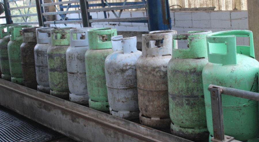 الحكومة تدعو للاستثمار بمشروع شبكة لتوزيع