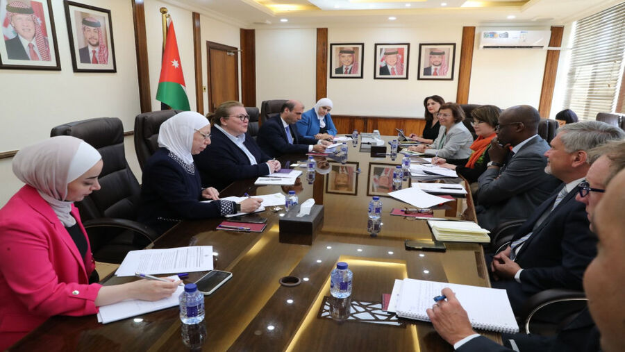 نسبة الدعم لخطة الاستجابة الأردنية للأزمة