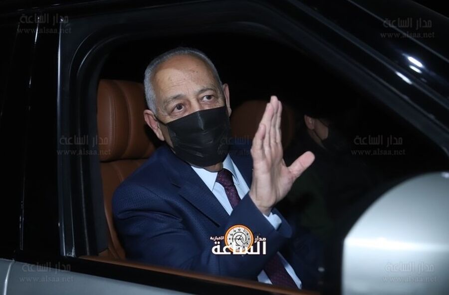 العيسوي ينقل تعازي الملك إلى عشيرة