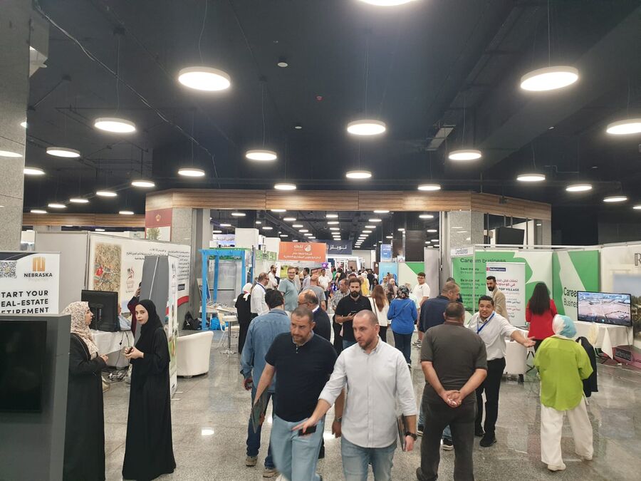 11 الف زائر لمعرض بوابة الاردن
