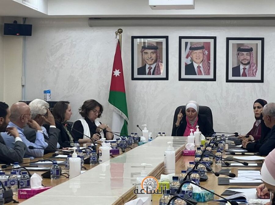 الصوراني: بعض المدارس تتلاعب بالعقود ومدرسة