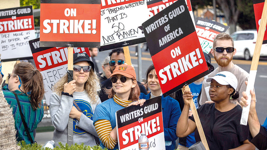 إضراب الممثلين وكتاب السيناريو يهدد بتحويل